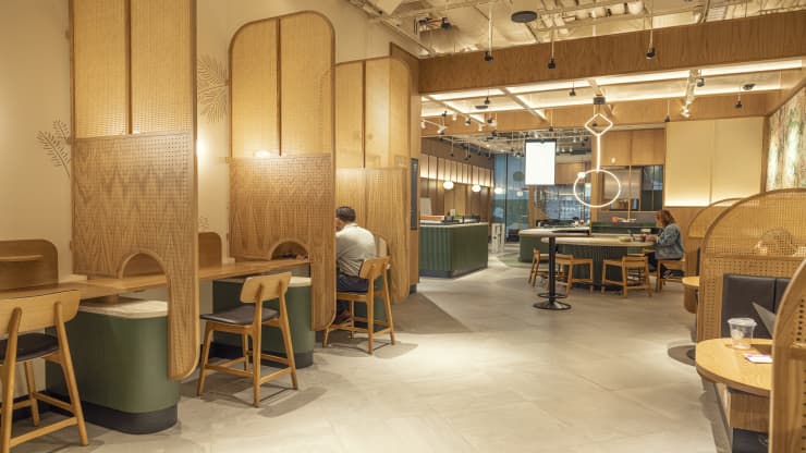Cafeterias sin cajero lo que estan haciendo Starbucks y Amazon en Manhattan es por el COVID-19